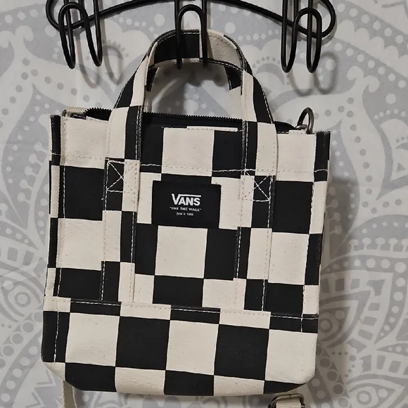 Vans Tote - Picture 1 of 4